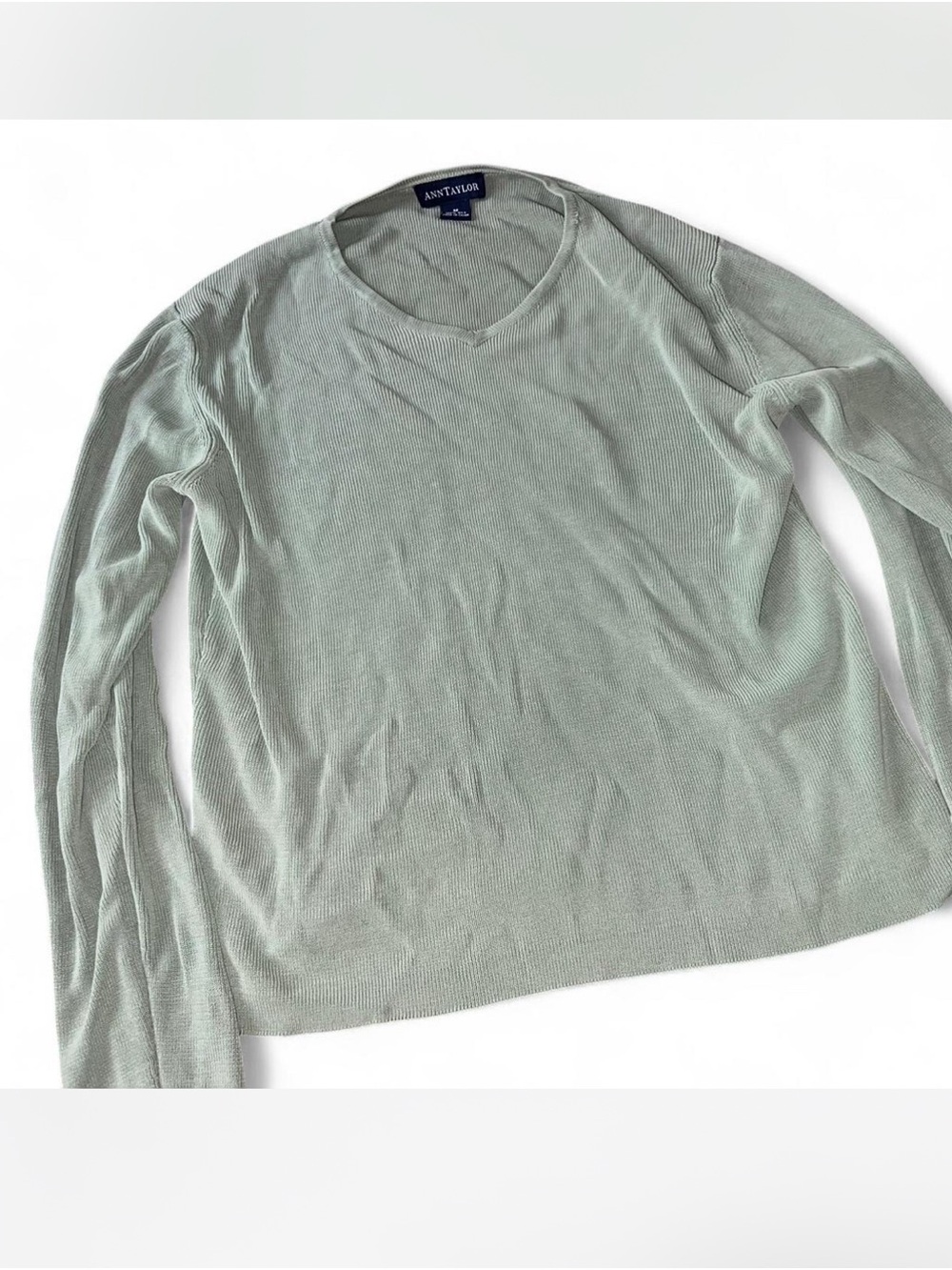 Ann Taylor Light Sage Green Long Sleeve Knit Top 100% silk